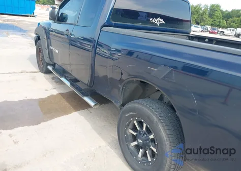 2007 Nissan Titan Xe z USA, uszkodzony, nr VIN 1N6BA06A87N203265